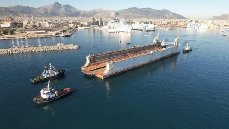 Porto Di Palermo Addio Al Bacino Galleggiante Da 19 000 Tpl