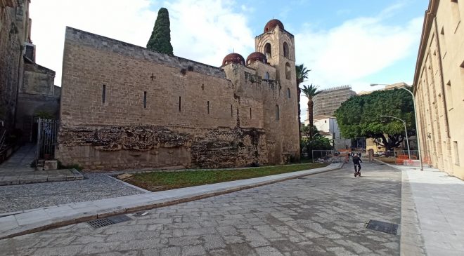 Via Benedettini: fine dell’asfalto, inizio riqualificazione